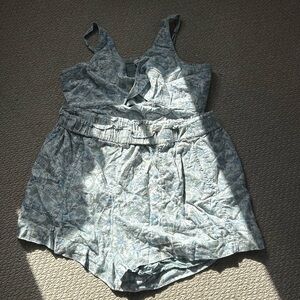 abercrombie and fitch floral set